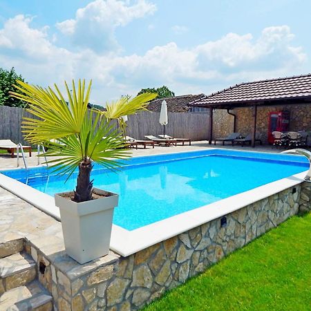 Aqualux Apartments Врдник Экстерьер фото